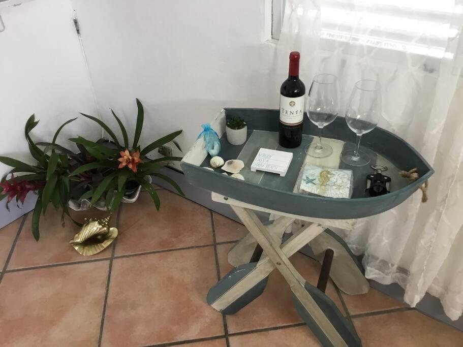 One Bedroom Apt 30 Steps From Prime Beach Generator Parking Included San Juan Bagian luar foto