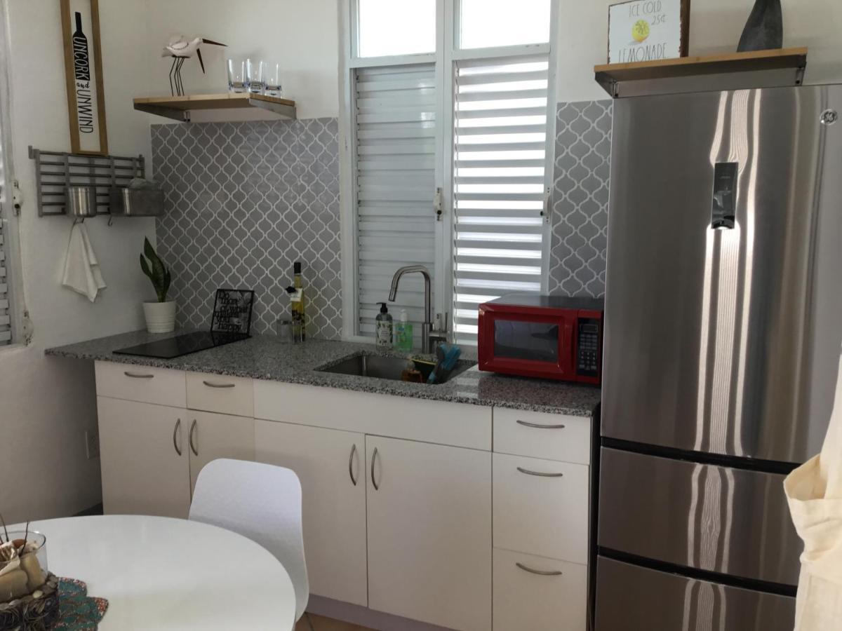 One Bedroom Apt 30 Steps From Prime Beach Generator Parking Included San Juan Bagian luar foto