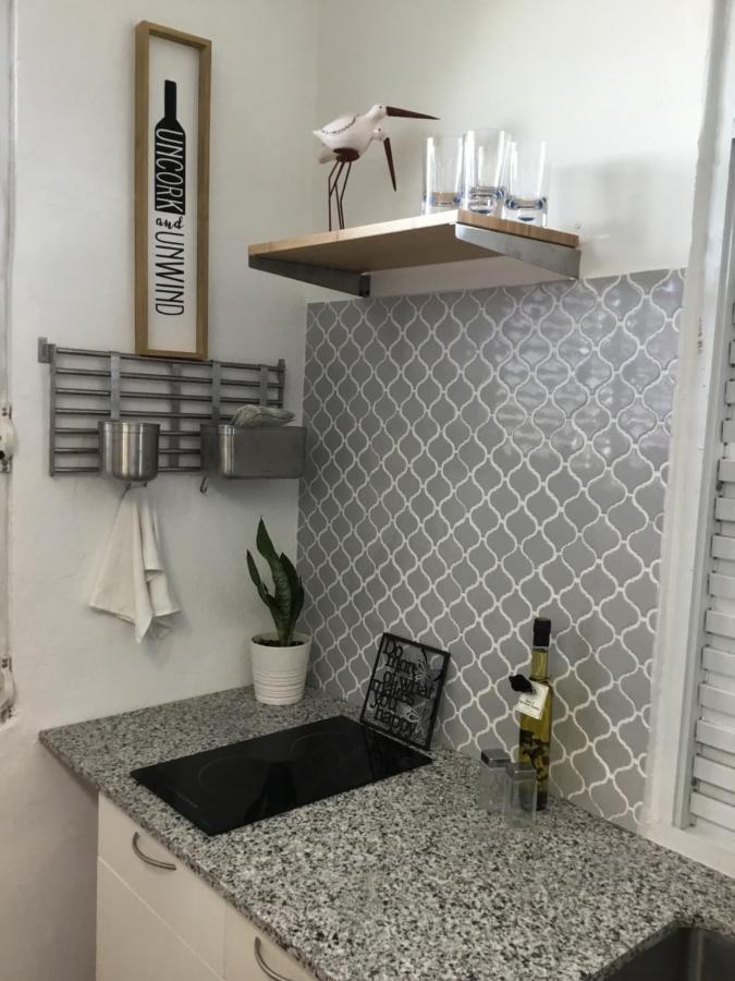 One Bedroom Apt 30 Steps From Prime Beach Generator Parking Included San Juan Bagian luar foto